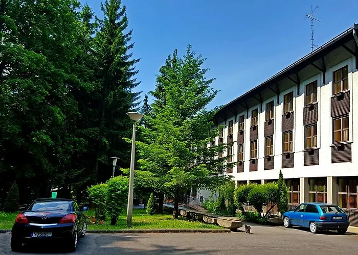 Salgo Шальготарьян